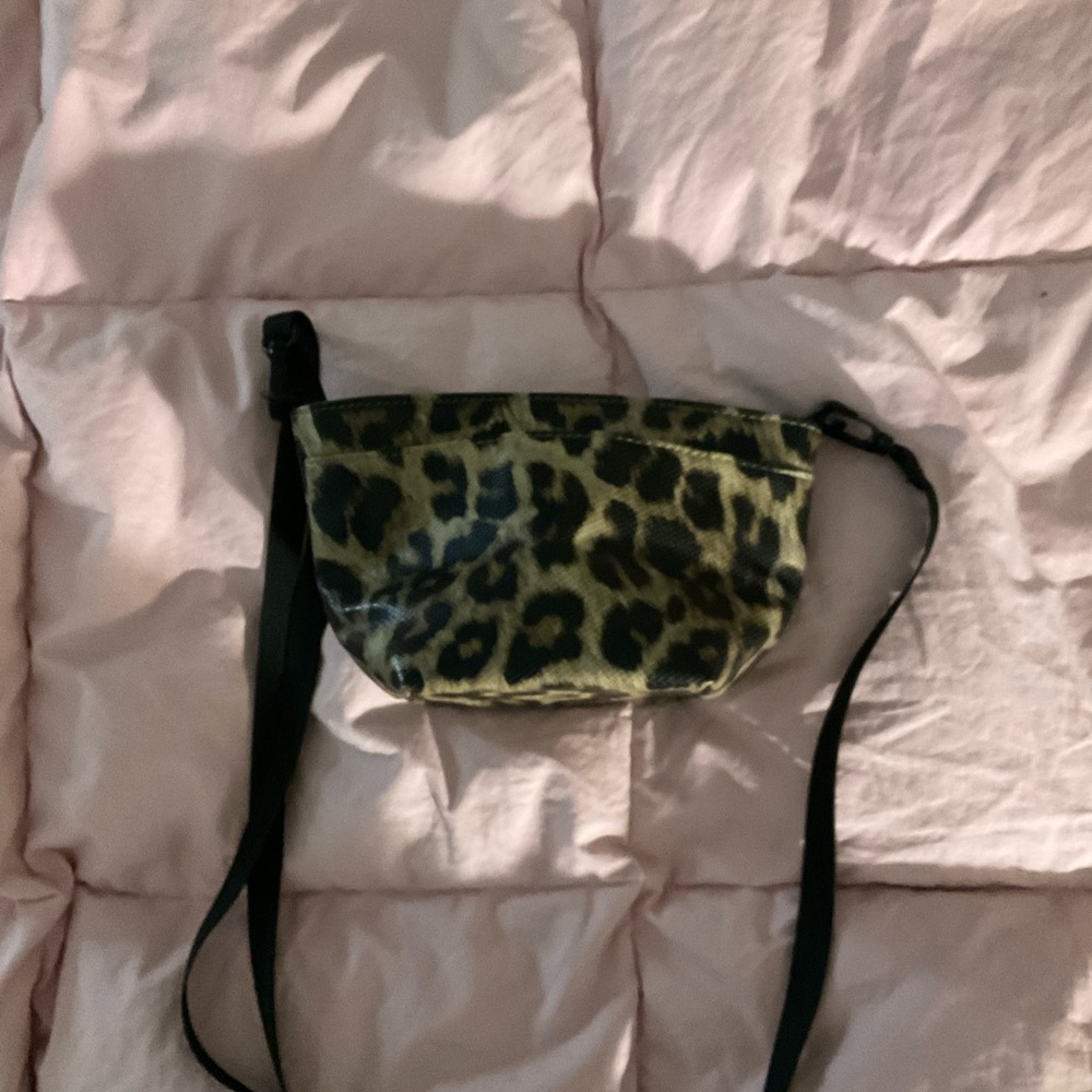 cheetah print crossbody bag